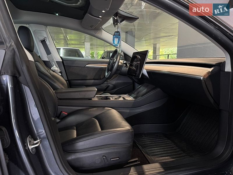 Седан Tesla Model 3 2023 в Одесі фото 11 Седан Tesla Model 3 2023 в Одесі