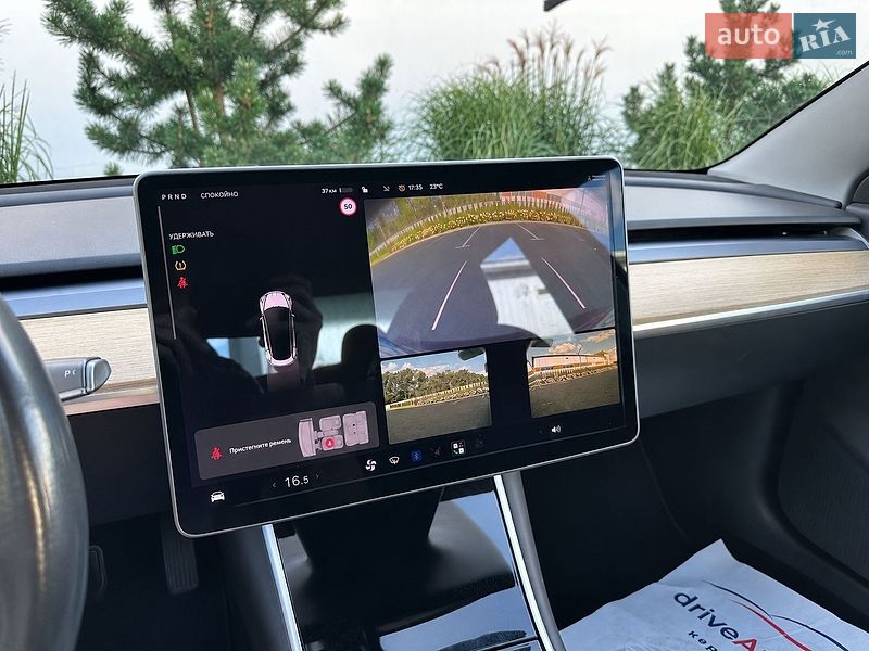 Седан Tesla Model 3 2019 в Луцьку
