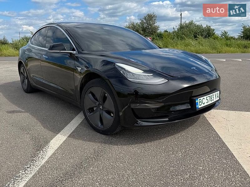 Седан Tesla Model 3 2020 в Львові фото 3 Седан Tesla Model 3 2020 в Львові