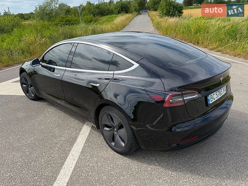 Седан Tesla Model 3 2020 в Львові фото 5 Седан Tesla Model 3 2020 в Львові
