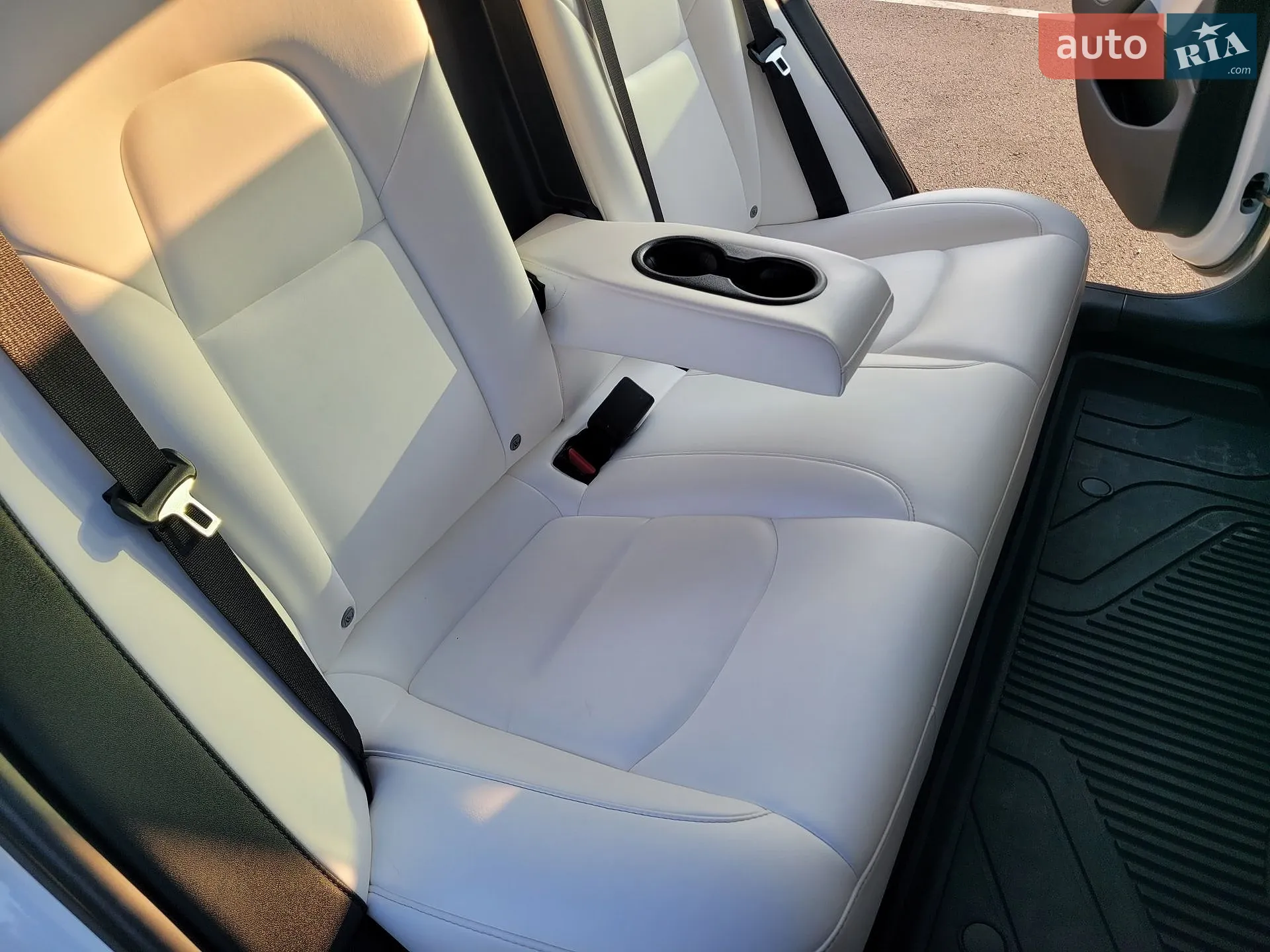 2019 Tesla Model 3 - мініатюра 34