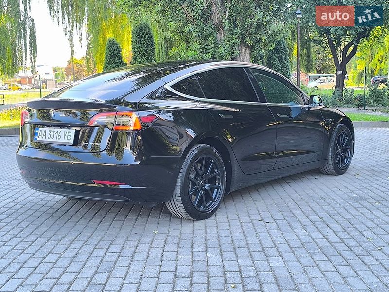Седан Tesla Model 3 2018 в Кам'янець-Подільському