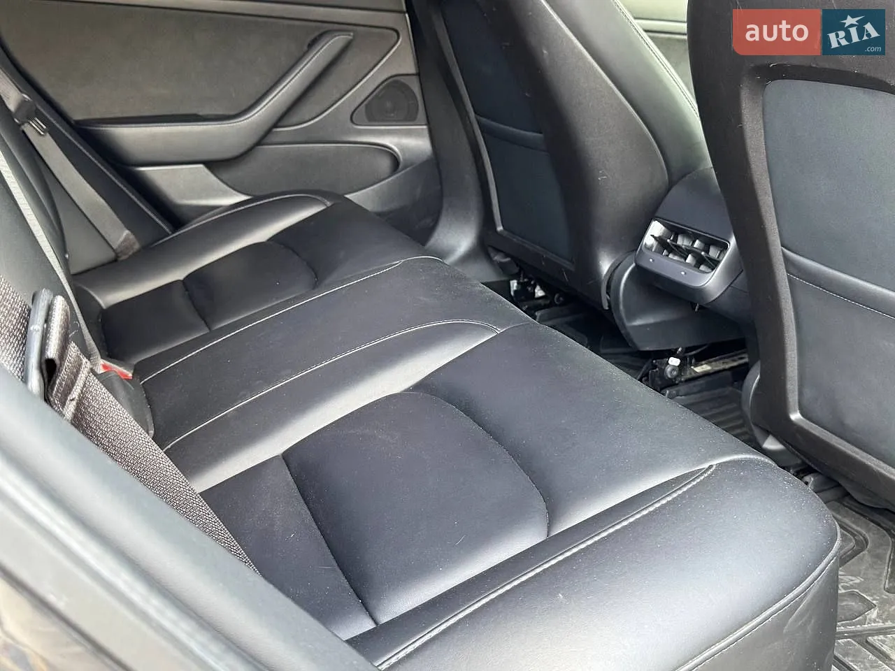 2020 Tesla Model 3 - мініатюра 16