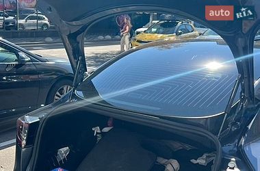 Седан Tesla Model 3 2019 в Києві