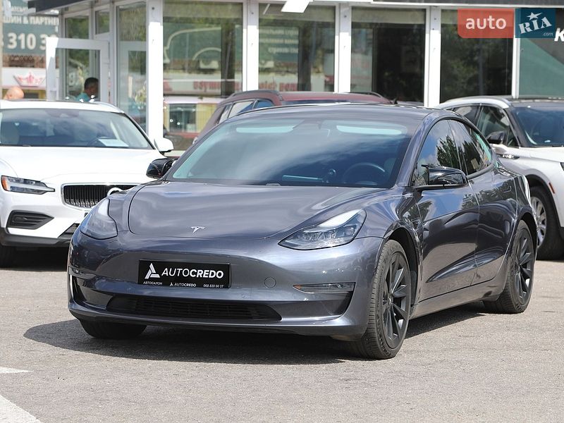 Седан Tesla Model 3 2021 в Харькове