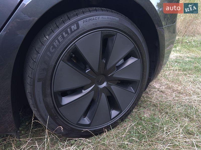 Седан Tesla Model 3 2024 в Жмеринке фото 10 Седан Tesla Model 3 2024 в Жмеринке
