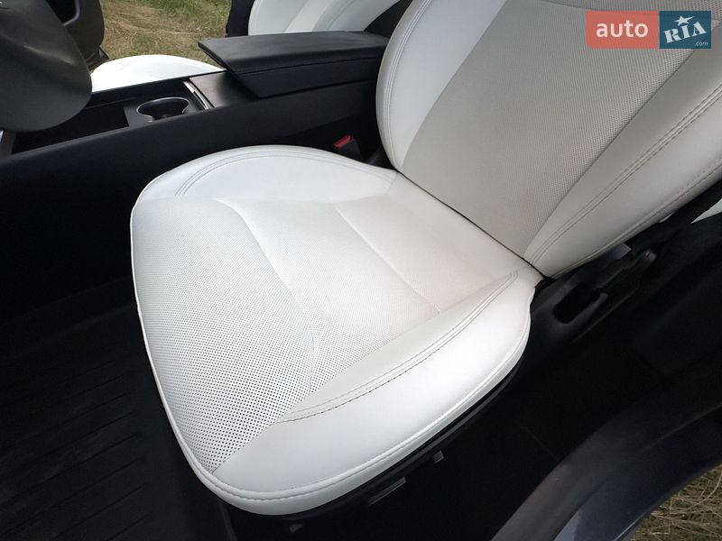 Седан Tesla Model 3 2024 в Жмеринке фото 22 Седан Tesla Model 3 2024 в Жмеринке