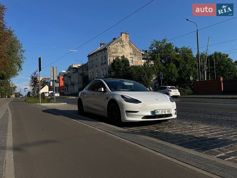 Седан Tesla Model 3 2020 в Львове фото 6 Седан Tesla Model 3 2020 в Львове