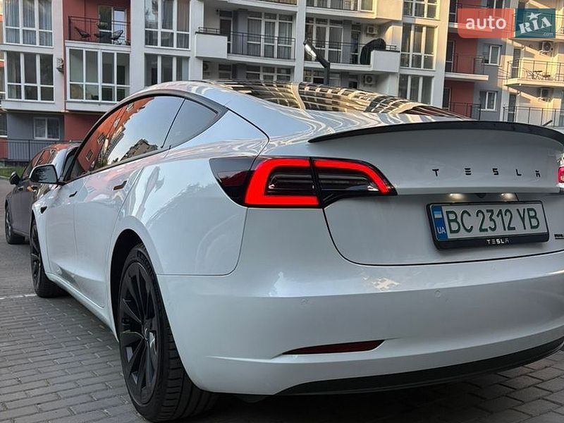 Седан Tesla Model 3 2020 в Львове фото 8 Седан Tesla Model 3 2020 в Львове