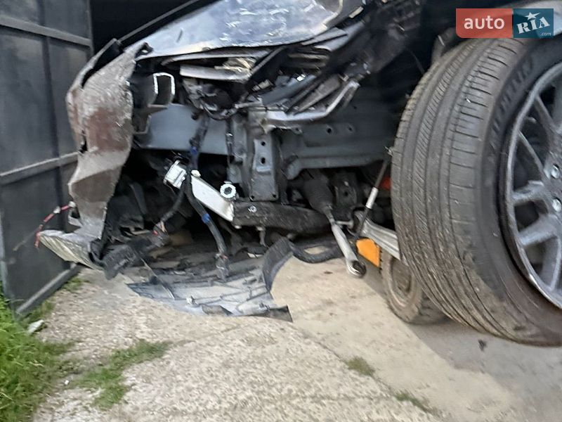 Седан Tesla Model 3 2024 в Львове фото 7 Седан Tesla Model 3 2024 в Львове