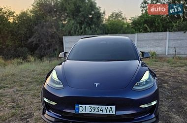Седан Tesla Model 3 2023 в Кривом Роге