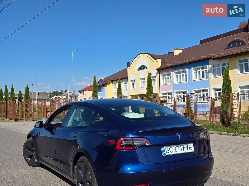 Седан Tesla Model 3 2021 в Львове фото 3 Седан Tesla Model 3 2021 в Львове