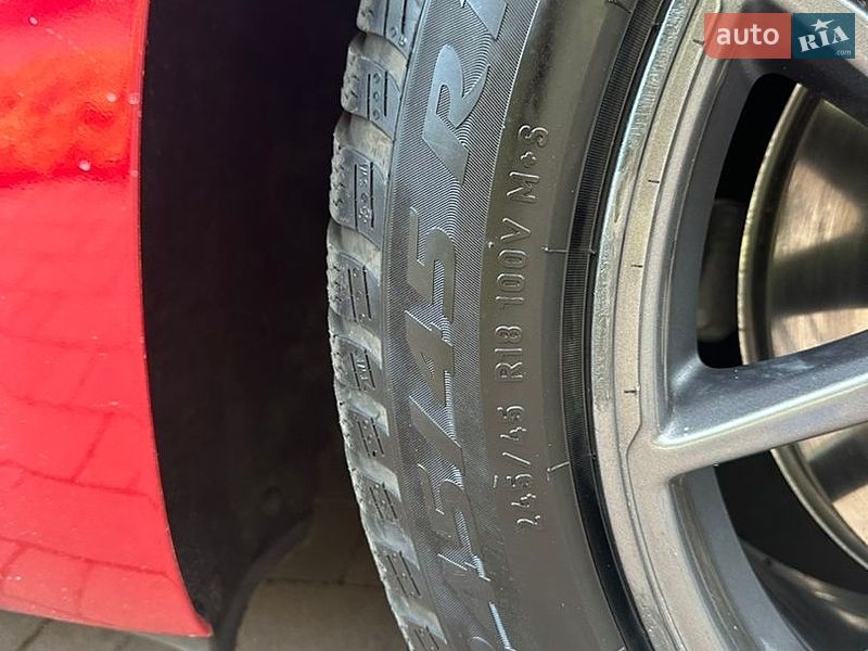Седан Tesla Model 3 2021 в Виннице