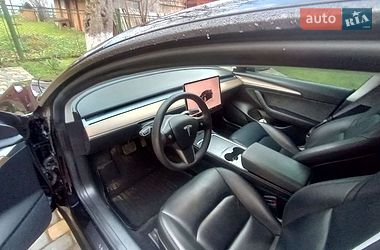 Седан Tesla Model 3 2022 в Дрогобыче