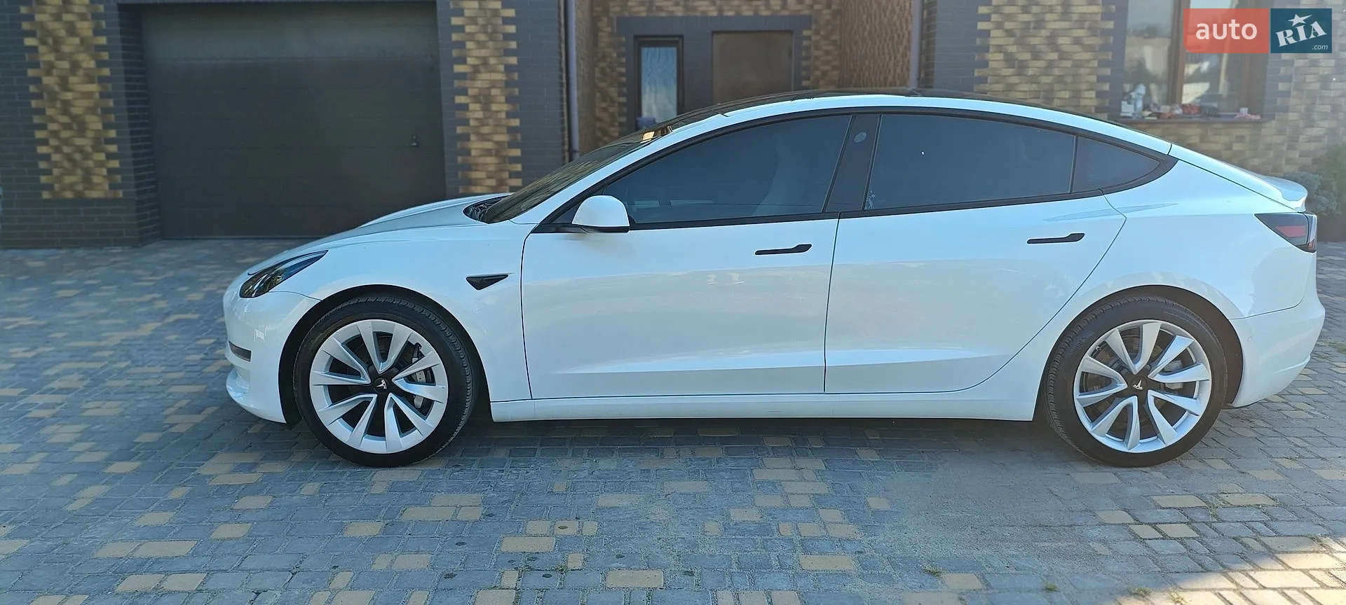 2022 Tesla Model 3 - мініатюра 5