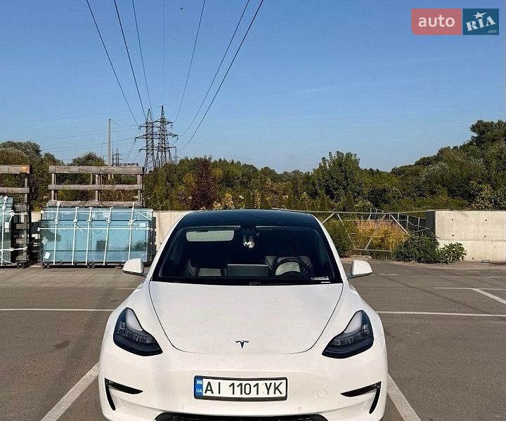 Седан Tesla Model 3 2019 в Киеве фото 4 Седан Tesla Model 3 2019 в Киеве
