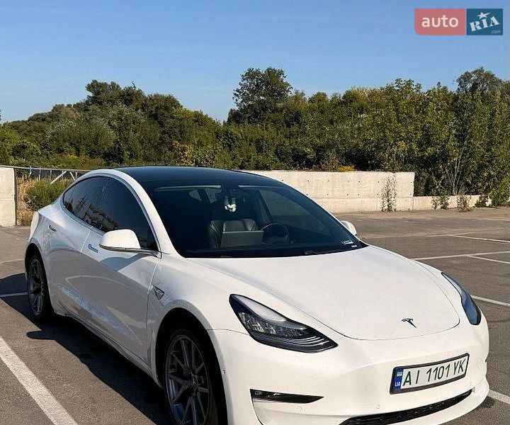 Седан Tesla Model 3 2019 в Киеве фото 2 Седан Tesla Model 3 2019 в Киеве