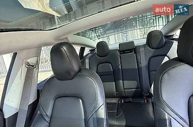 Седан Tesla Model 3 2018 в Одессе