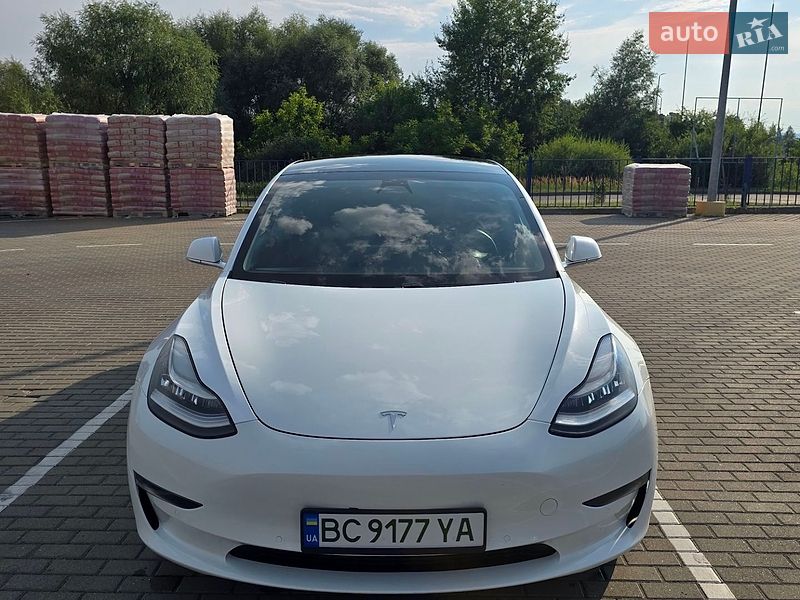 Tesla Model 3 2020 Tesla Model 3 2020