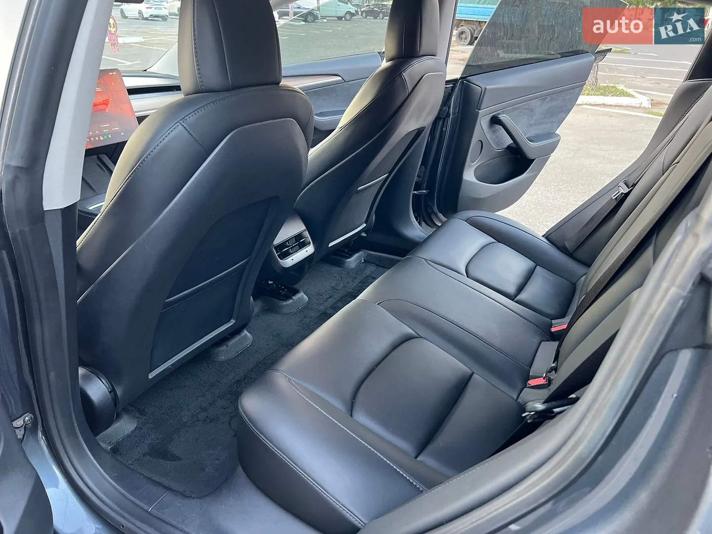2022 Tesla Model 3 - мініатюра 14
