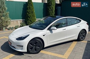Седан Tesla Model 3 2023 в Моршине