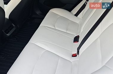 Седан Tesla Model 3 2023 в Василькове