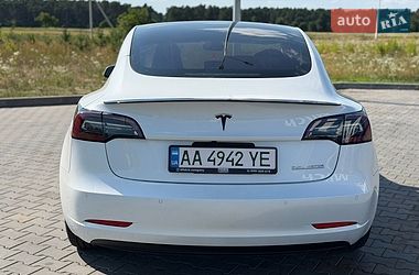 Седан Tesla Model 3 2021 в Луцьку