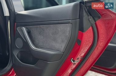 Седан Tesla Model 3 2022 в Києві