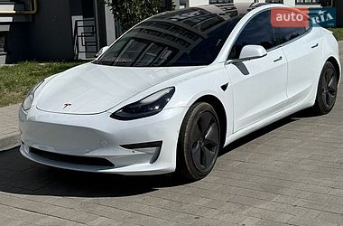 Седан Tesla Model 3 2018 в Новояворівську