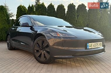 Седан Tesla Model 3 2024 в Днепре