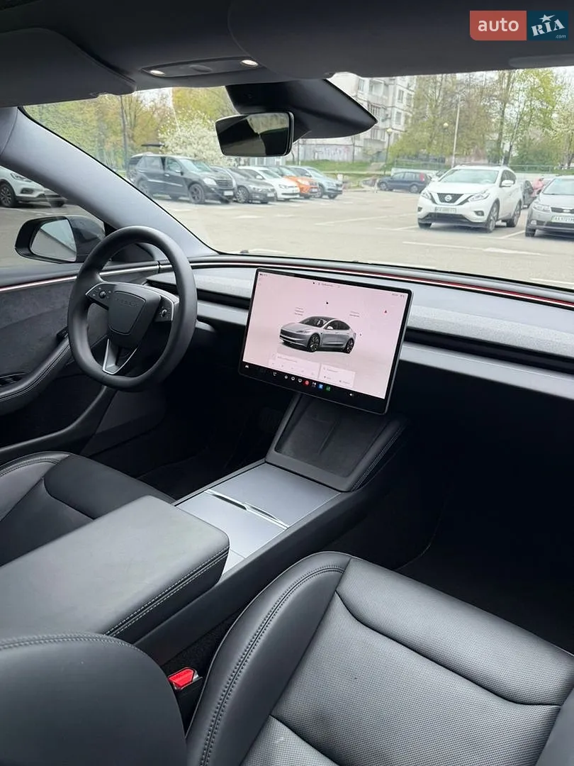 2024 Tesla Model 3 - мініатюра 9