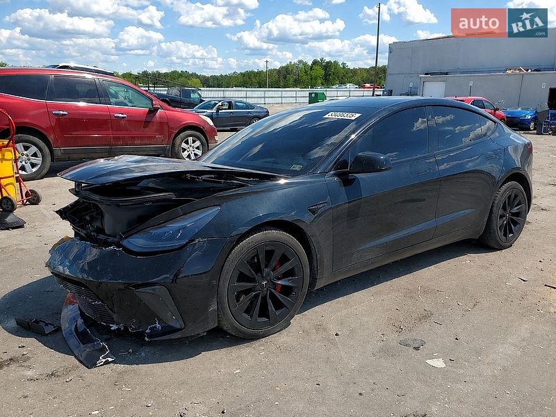 Седан Tesla Model 3 2021 в Львове фото 11 Седан Tesla Model 3 2021 в Львове