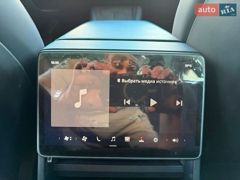 Седан Tesla Model 3 2024 в Одесі