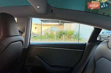Седан Tesla Model 3 2024 в Одесі