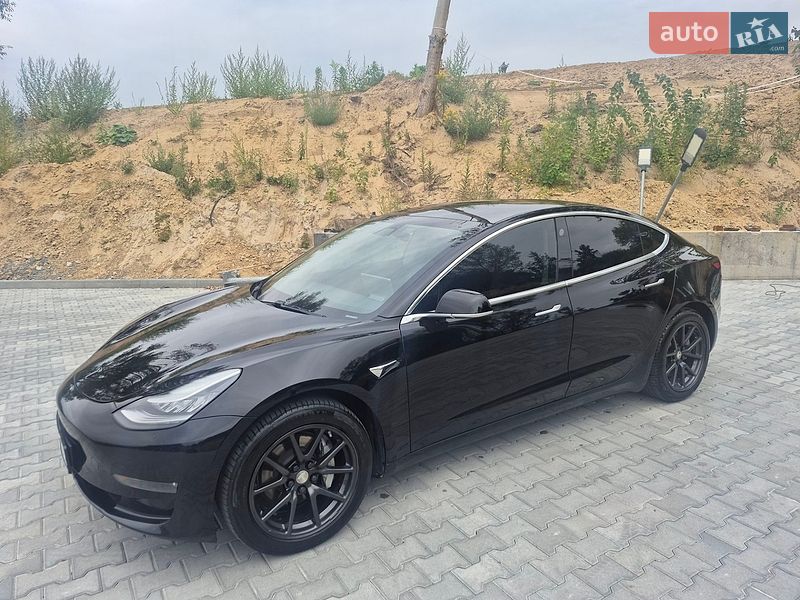 Tesla Model 3 2019 Tesla Model 3 2019