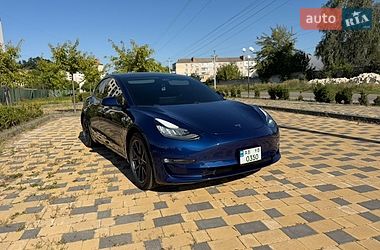 Седан Tesla Model 3 2018 в Вінниці