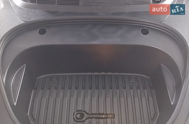 Седан Tesla Model 3 2020 в Дніпрі