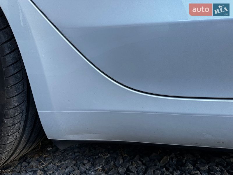 Седан Tesla Model 3 2021 в Львові