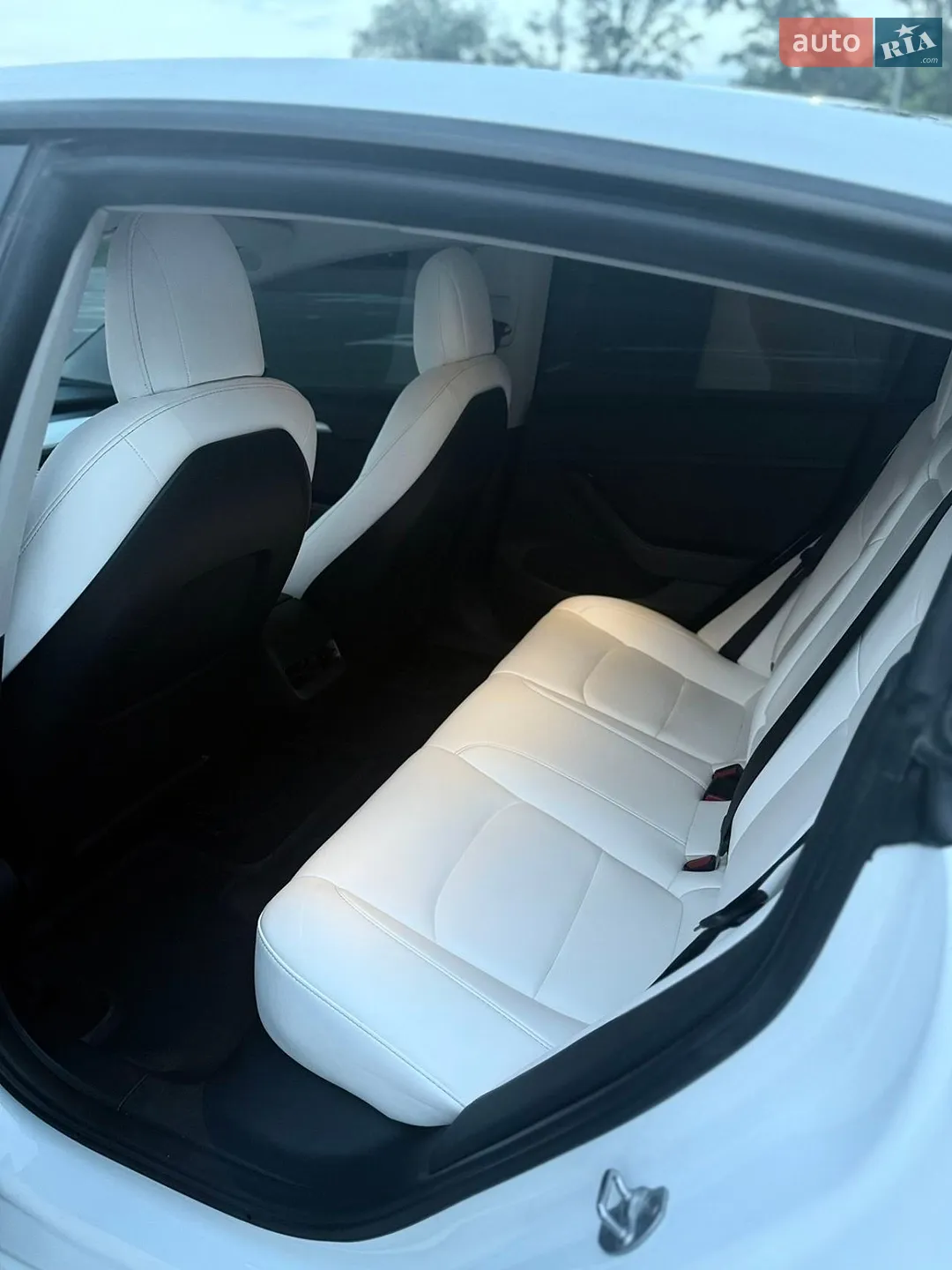 2022 Tesla Model 3 - мініатюра 11