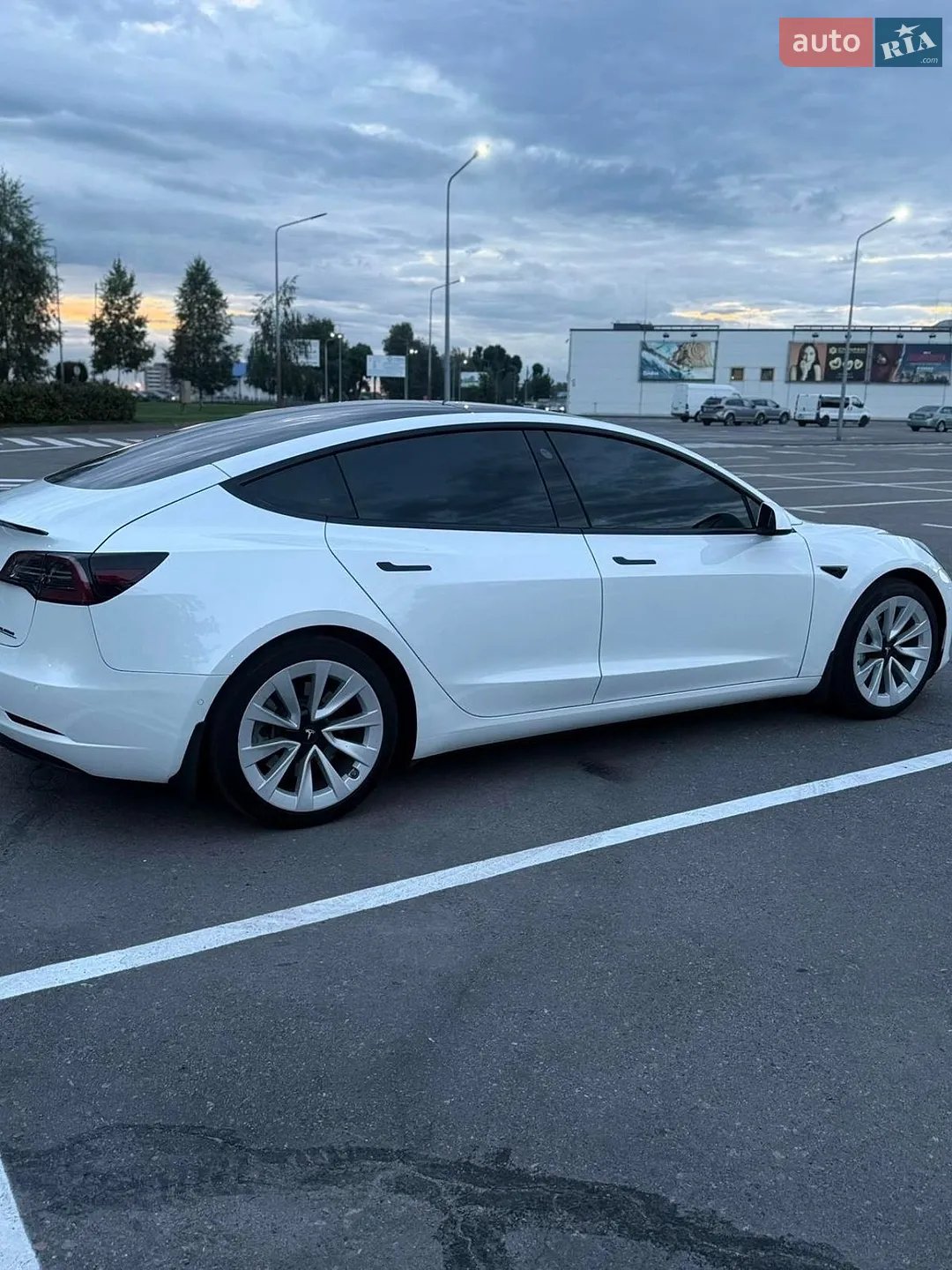 2022 Tesla Model 3 - мініатюра 21