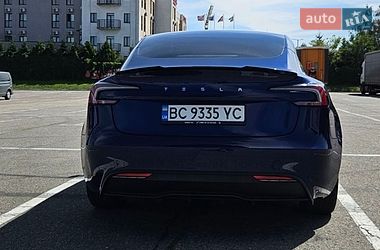 Седан Tesla Model 3 2024 в Львові