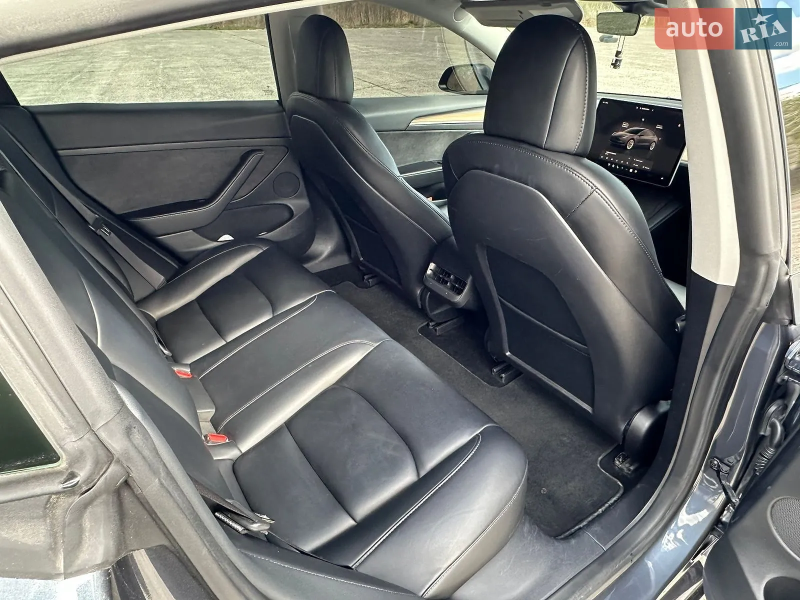 2022 Tesla Model 3 - мініатюра 9