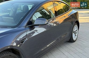 Седан Tesla Model 3 2022 в Луцьку