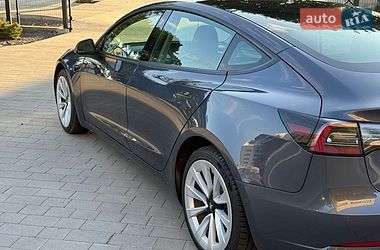 Седан Tesla Model 3 2022 в Луцьку