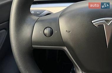 Седан Tesla Model 3 2019 в Києві