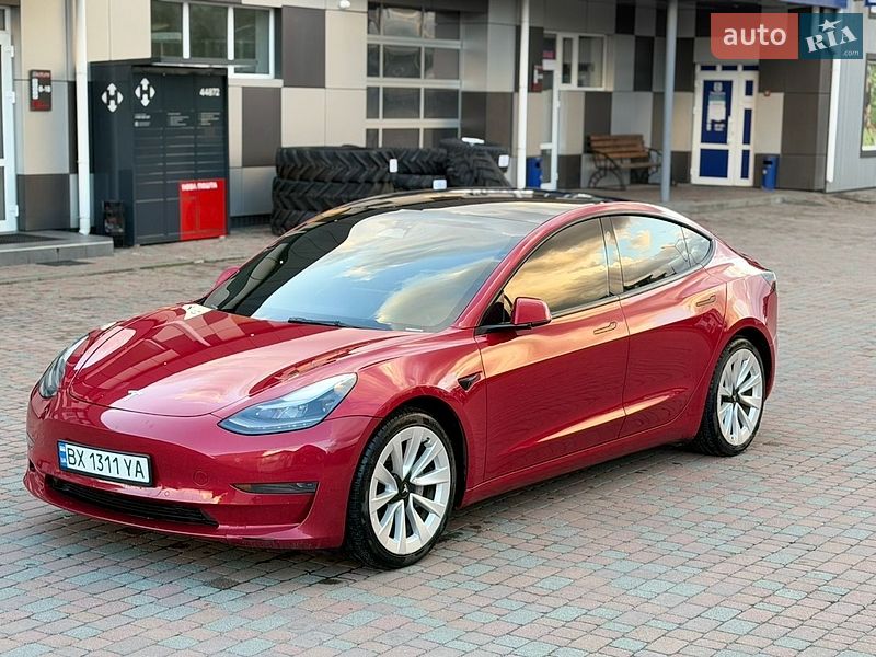 Седан Tesla Model 3 2022 в Каменец-Подольском