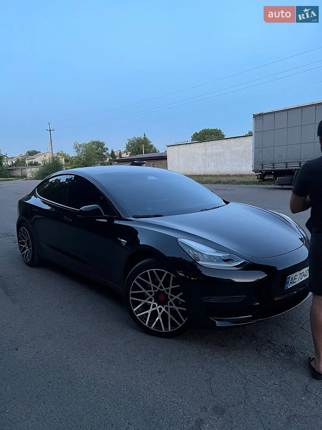 2019 Tesla Model 3 - фото 1