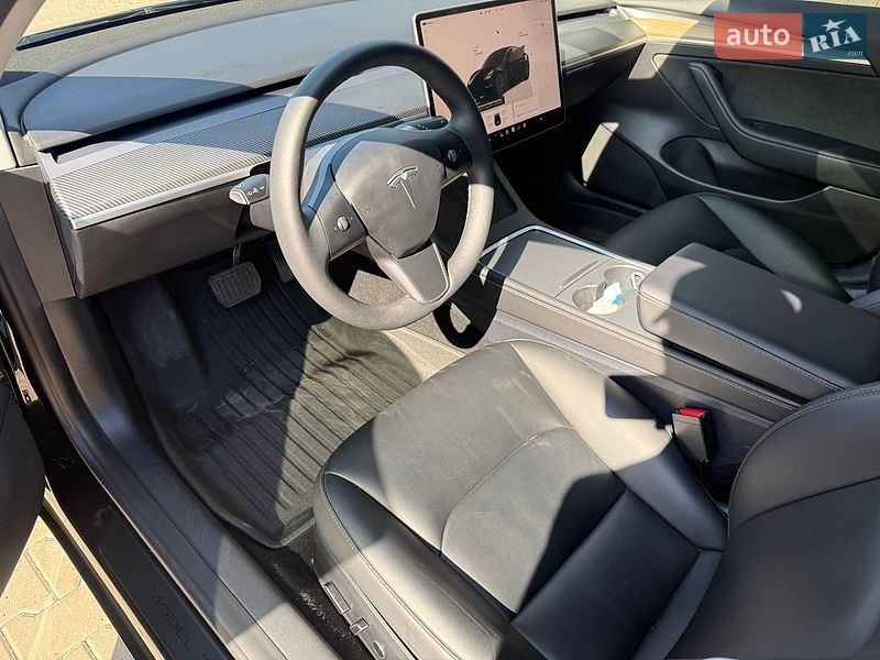 Седан Tesla Model 3 2023 в Берегово фото 15 Седан Tesla Model 3 2023 в Берегово