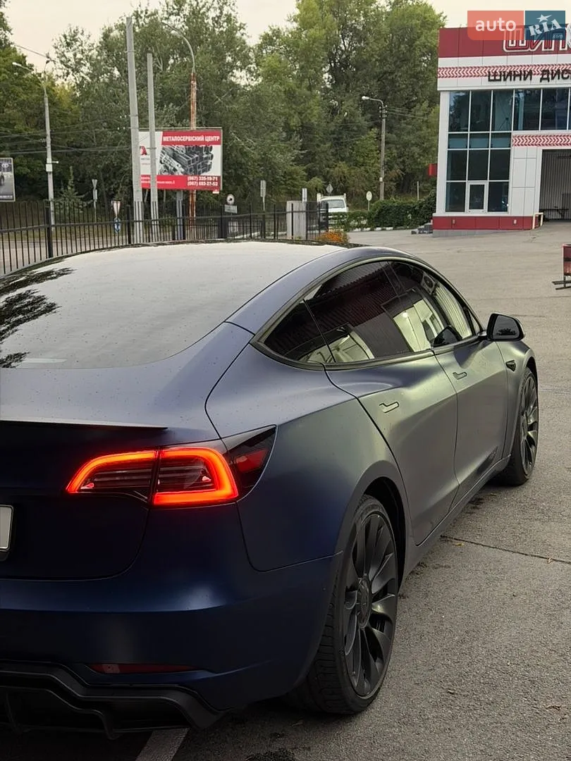 2022 Tesla Model 3 - мініатюра 8