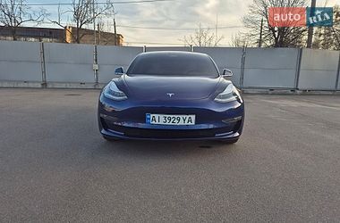 Седан Tesla Model 3 2019 в Киеве